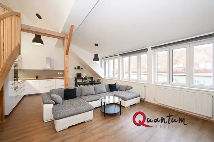 Pronájem bytu 2+kk, Praha - Žižkov, Buchovcova, 72 m2