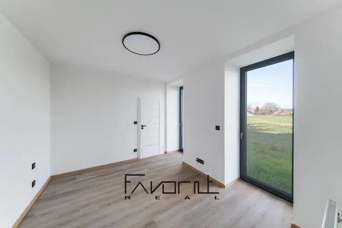 Pronájem bytu 2+kk, Ostrava, U Hrůbků, 56 m2