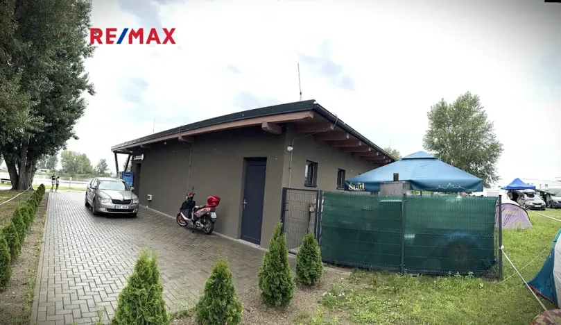 Prodej restaurace, Pasohlávky, 272 m2