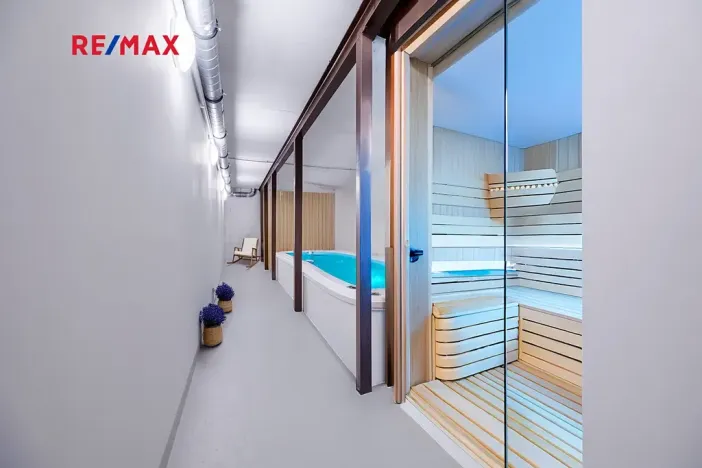 Prodej bytu 2+kk, Svoboda nad Úpou, Nádražní, 56 m2