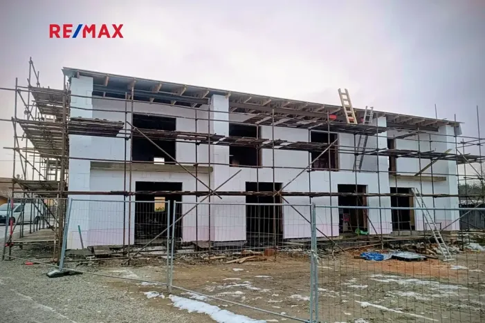 Prodej bytu 3+kk, Třeština, 79 m2