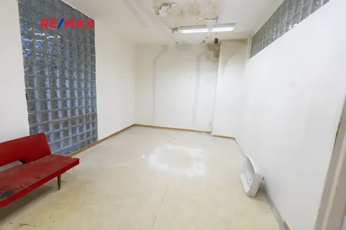 Prodej obchodního prostoru, Město Albrechtice, Míru, 1427 m2