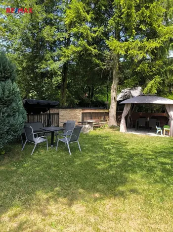 Prodej rodinného domu, Lipová-lázně, 555 m2