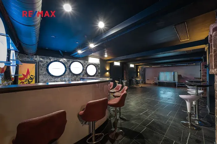 Prodej obchodního prostoru, Břidličná, Osvobození, 140 m2