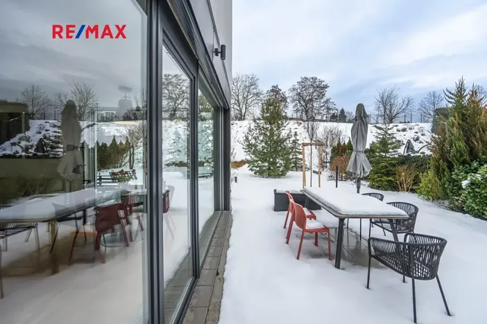 Pronájem vily, Praha - Lysolaje, 150 m2