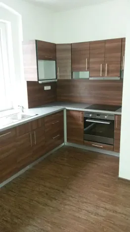 Pronájem bytu 1+kk, Karlovy Vary, Studentská, 55 m2