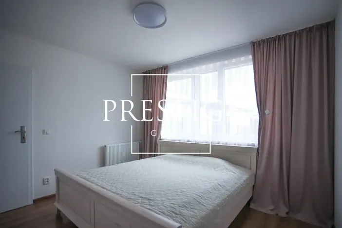 Pronájem rodinného domu, Stehelčeves, U Hřiště, 120 m2