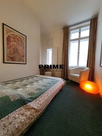 Pronájem bytu 3+1, Praha - Nové Město, Odborů, 87 m2