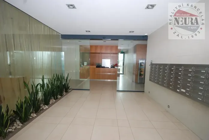 Pronájem bytu 2+kk, Praha - Nusle, K sídlišti, 58 m2