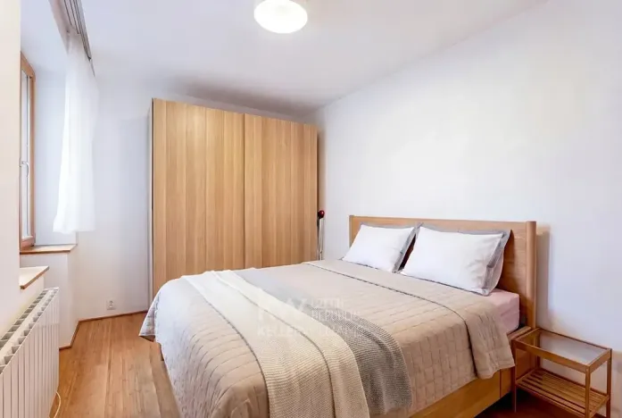 Pronájem bytu 2+kk, Praha - Žižkov, Žerotínova, 52 m2