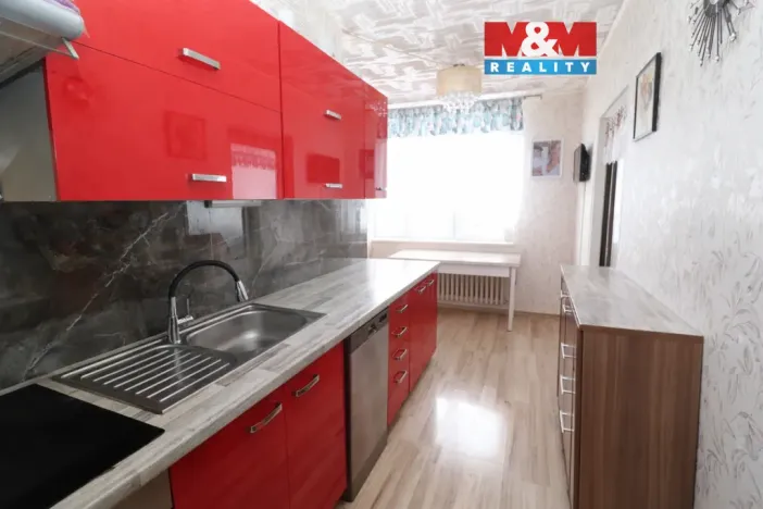 Prodej bytu 4+1, Hroznětín, Sídliště, 76 m2