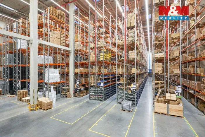 Prodej obchodního prostoru, Zlín, náměstí Míru, 5777 m2