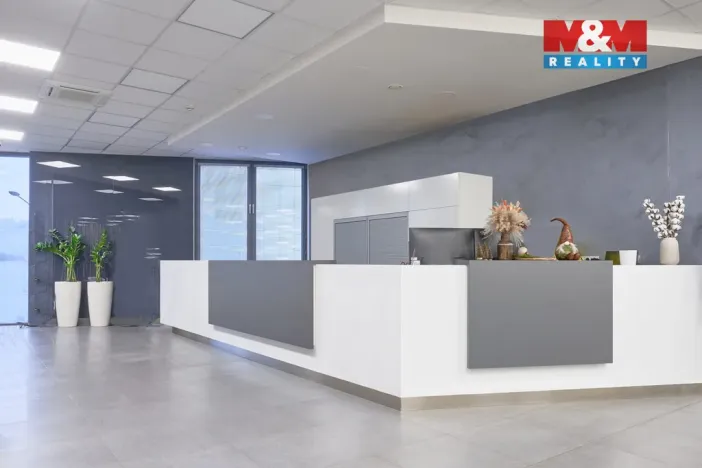 Prodej obchodního prostoru, Zlín, náměstí Míru, 5777 m2