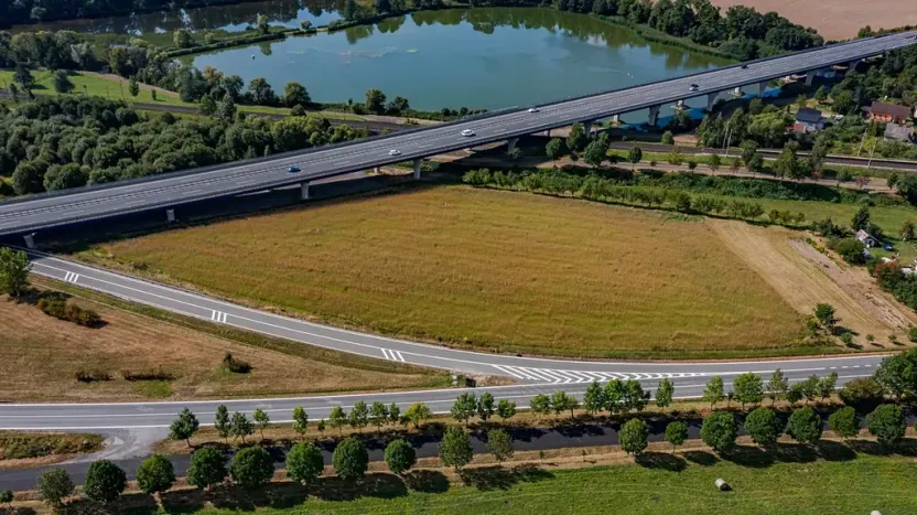 Prodej komerčního pozemku, Bělotín, 9952 m2