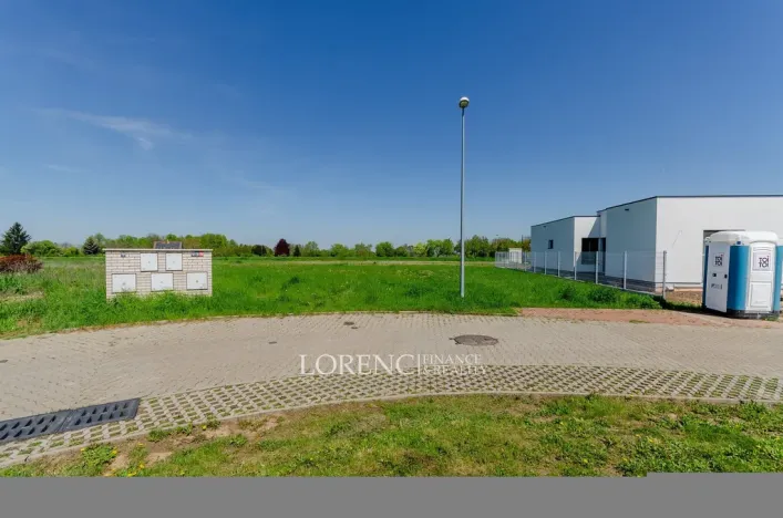 Prodej pozemku, Praha - Kbely, Ponikelská, 707 m2