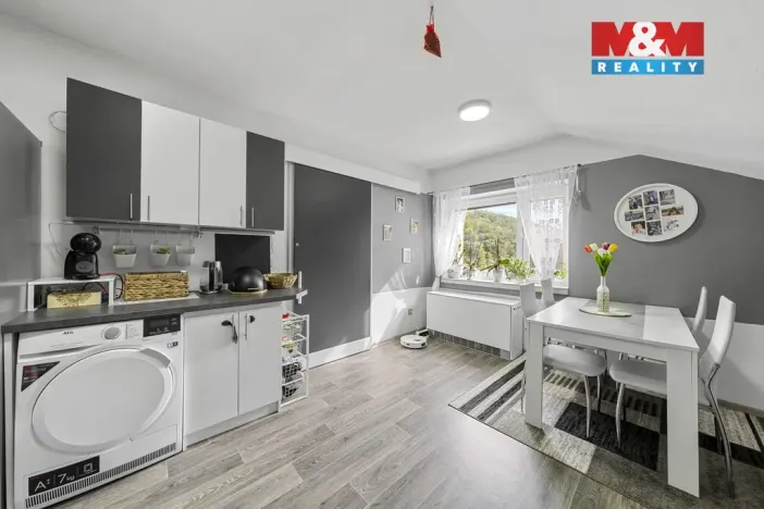 Prodej bytu 5+1, Děčín - Děčín X-Bělá, Sněžnická, 98 m2