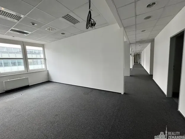 Pronájem kanceláře, Praha - Smíchov, Karla Engliše, 1006 m2