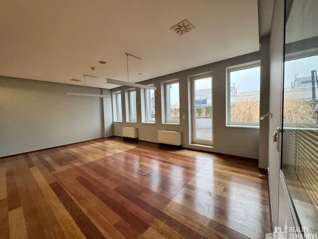 Pronájem kanceláře, Praha - Smíchov, Karla Engliše, 469 m2
