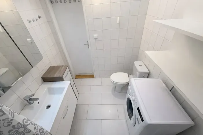 Pronájem bytu 2+kk, Praha, Sokolovská, 50 m2