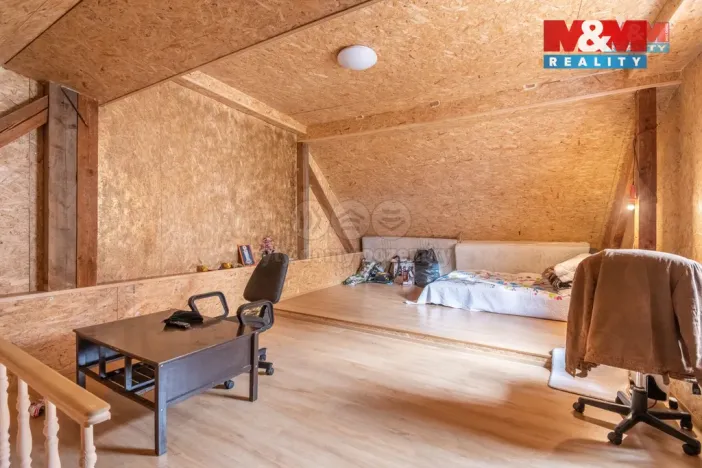 Prodej rodinného domu, Sedlec-Prčice, Vítkovo nám., 200 m2