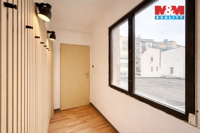 Pronájem bytu 2+1, Praha, Francouzská, 78 m2