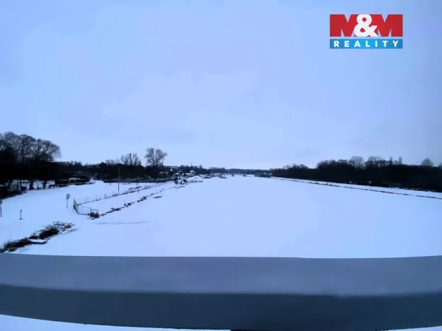 Prodej chaty, Káraný, 43 m2