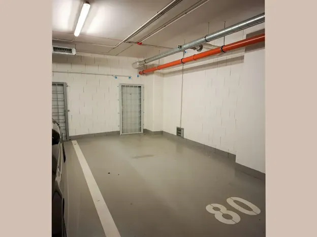 Pronájem garážového stání, Praha - Michle, Krnkova, 13 m2