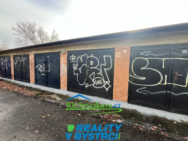 Pronájem garáže, Brno, Štouračova, 17 m2