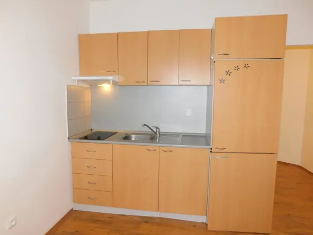 Pronájem bytu 1+kk, Poděbrady, Jeronýmova, 30 m2