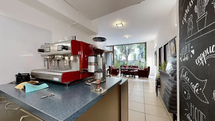 Prodej obchodního prostoru, Chrudim, Resselovo náměstí, 121 m2