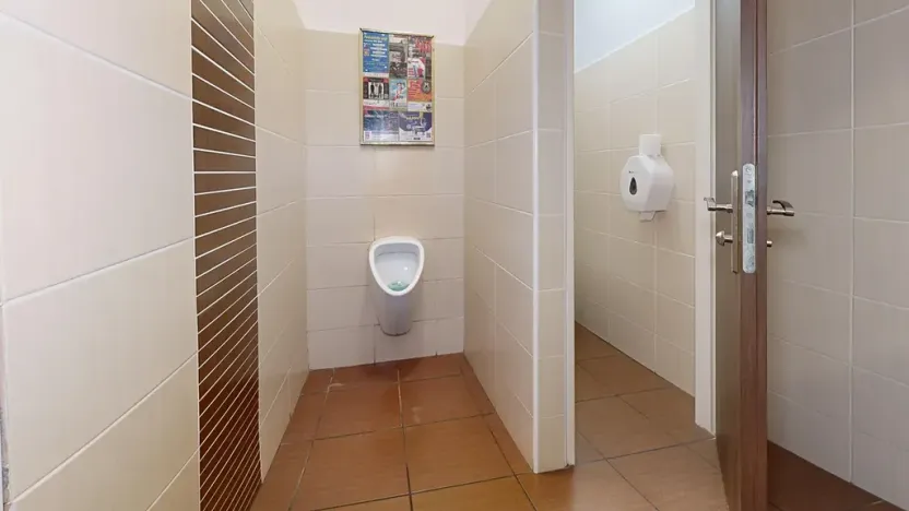 Prodej obchodního prostoru, Chrudim, Resselovo náměstí, 121 m2