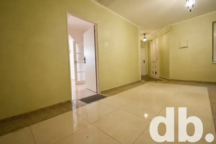 Prodej bytu 2+kk, Karlovy Vary, Vřídelní, 61 m2