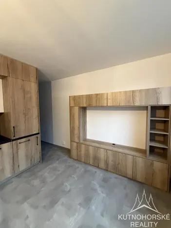 Pronájem bytu 1+kk, Čáslav, R. Těsnohlídka, 33 m2