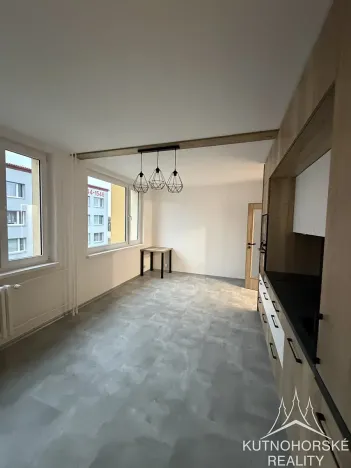 Pronájem bytu 1+kk, Čáslav, R. Těsnohlídka, 33 m2