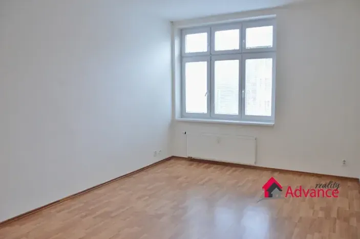 Pronájem bytu 1+kk, Ostrava, Denisova, 32 m2