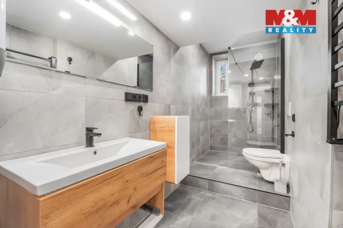 Pronájem bytu 4+kk, Jablonec nad Nisou - Mšeno nad Nisou, U Přehrady, 90 m2