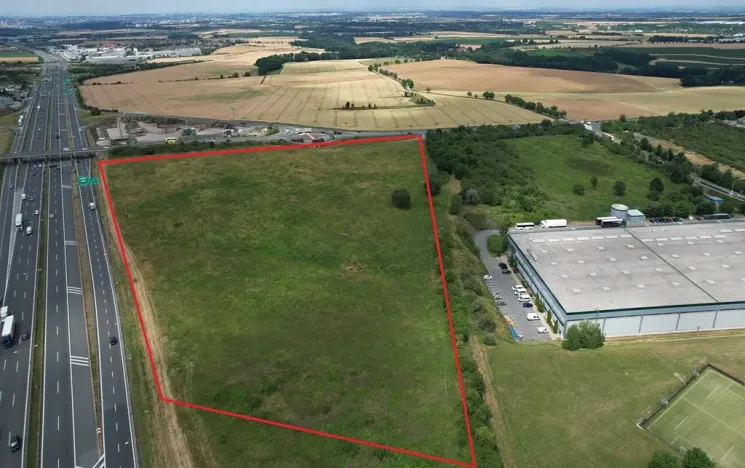 Pronájem komerčního pozemku, Praha, 1000 m2
