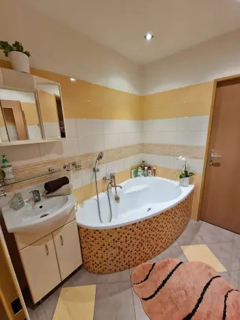 Prodej bytu 3+1, Jablonec nad Nisou, Lužická, 82 m2