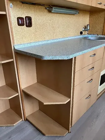 Prodej bytu 1+1, Chomutov, Holešická, 42 m2