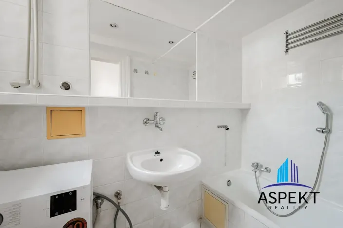 Pronájem bytu 2+1, Praha - Vinohrady, Belgická, 52 m2