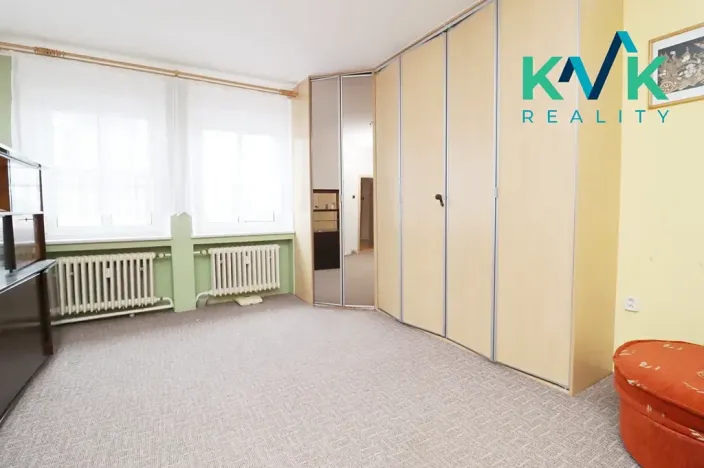 Prodej bytu 3+1, Karlovy Vary, Jiráskova, 104 m2