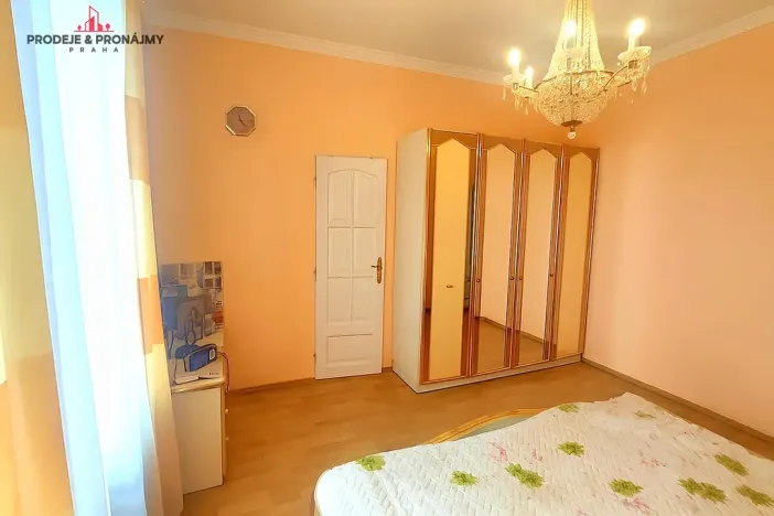 Prodej vily, Praha, 243 m2