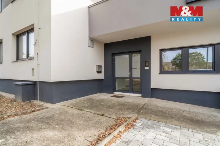 Pronájem kanceláře, Děčín - Děčín II-Nové Město, Benešovská, 320 m2