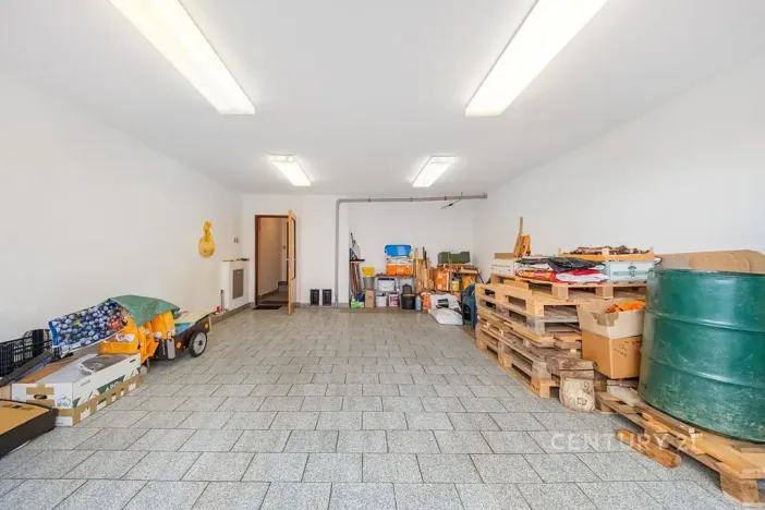 Prodej rodinného domu, Stráž, 320 m2