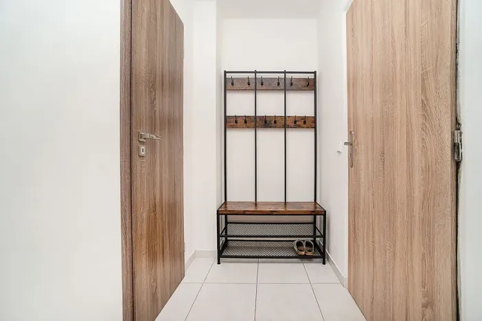 Pronájem bytu 1+kk, Kralupy nad Vltavou, Krakovská, 27 m2