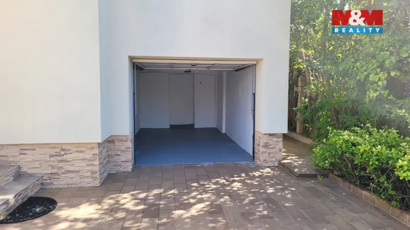 Pronájem garáže, Praha - Suchdol, K Horoměřicům, 30 m2