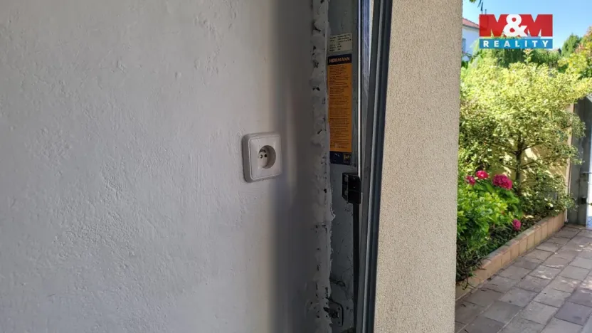 Pronájem garáže, Praha - Suchdol, K Horoměřicům, 30 m2