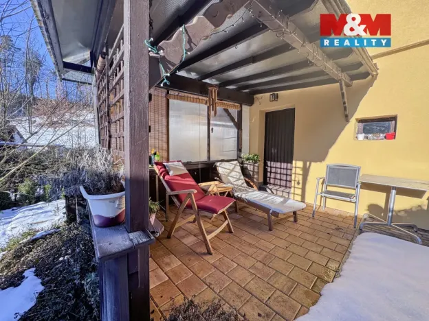 Pronájem chaty, Jenišovice, 77 m2