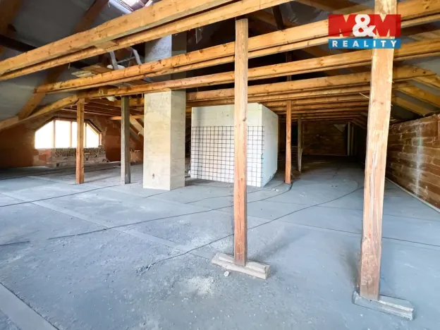 Prodej rodinného domu, Strážov - Splž, 260 m2