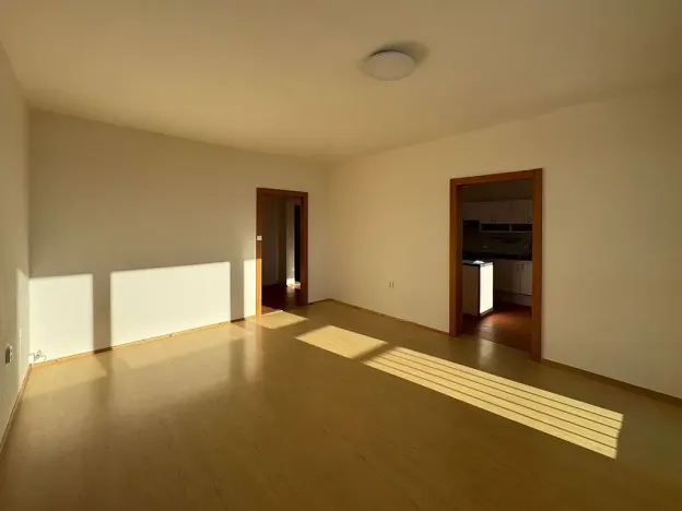 Pronájem bytu 3+1, Liberec, Dobiášova, 75 m2